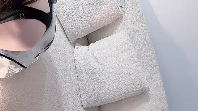 Snapshot of Serena-AU chatting on October 28, 2:53 pm Serena-AU online show from October 28, 2:53 pm