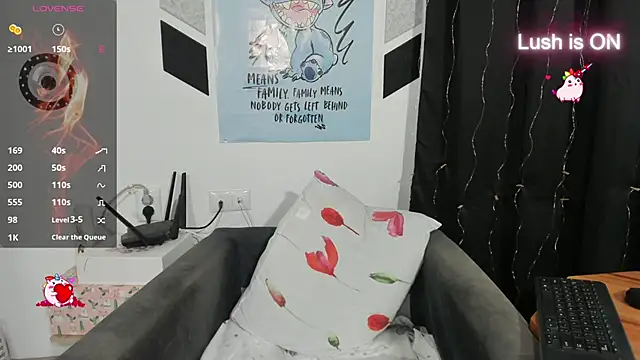 alexysgray online show from March 28, 5:56 pm