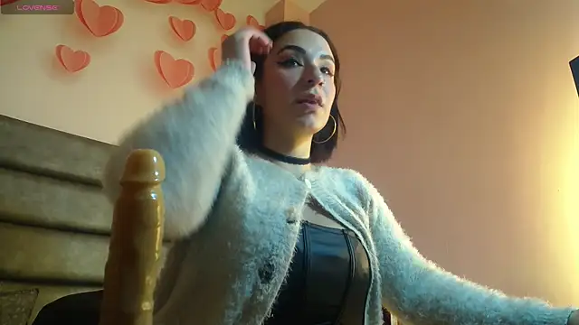 Snapshot of samanthaanderson_ chatting on January 8, 9:23 pm samanthaanderson online show from January 8, 9:23 pm