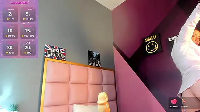 Snapshot of samanthaanderson_ chatting on February 11, 8:31 pm samanthaanderson online show from February 11, 8:31 pm