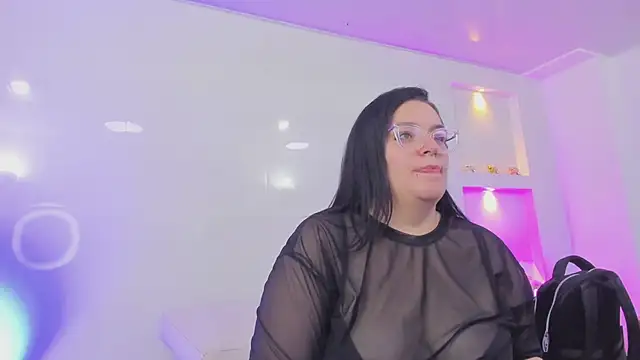 Snapshot of anette_cooper chatting on January 16, 1:20 am anette cooper online show from January 16, 1:20 am