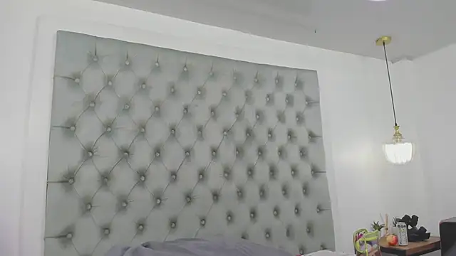 Snapshot of anette_cooper chatting on February 2, 3:38 am anette cooper online show from February 2, 3:38 am