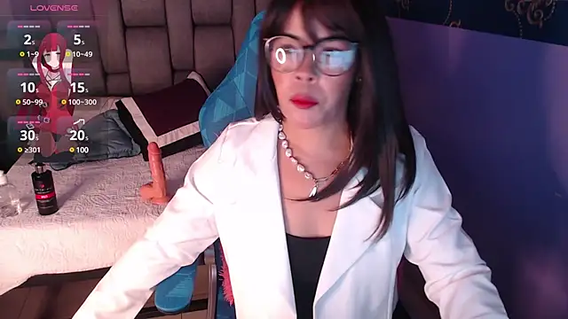 Abril Beltran  online show from March 21, 9:56 pm