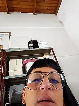 estefyzapata online show from February 2, 6:39 pm