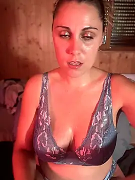 Snapshot of Leanymphoo chatting on July 1, 2:07 pm Leanymphoo online show from July 1, 2:07 pm