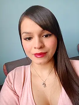 Snapshot of EmiTranny chatting on February 27, 5:57 pm EmiTranny online show from February 27, 5:57 pm