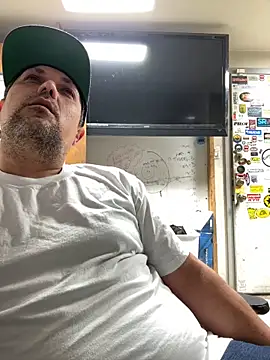 tank32s online show from December 8, 10:19 am