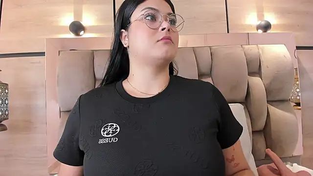 im mou  online show from January 13, 12:54 pm