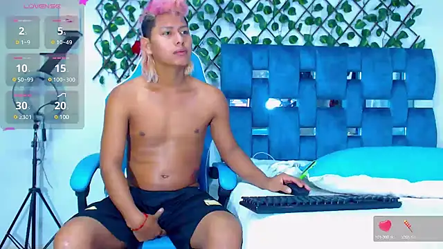 Snapshot of Hakim_prettynigg chatting on January 17, 3:00 pm Hakim prettynigg online show from January 17, 3:00 pm