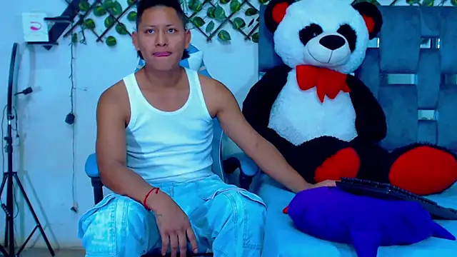 Hakim prettynigg online show from April 2, 10:07 pm