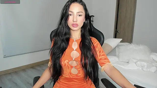 EvaMoet online show from February 28, 6:21 am