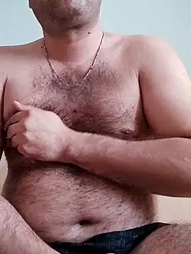 Snapshot of fraud705 chatting on December 15, 11:25 am fraud705 online show from December 15, 11:25 am