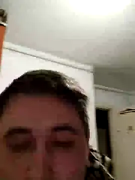 Snapshot of tores992 chatting on January 14, 1:15 am tores992 online show from January 14, 1:15 am