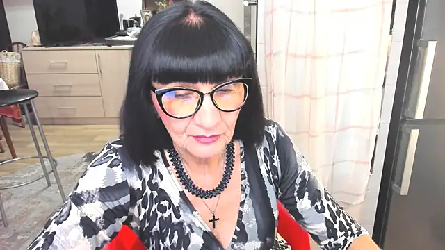 Tina Joness online show from December 5, 9:06 pm