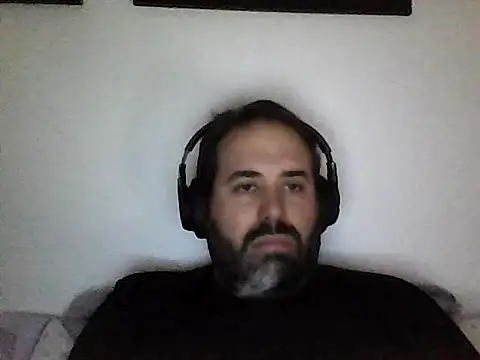 Snapshot of The_Masterxxx14 chatting on April 6, 3:13 pm The Masterxxx14 online show from April 6, 3:13 pm