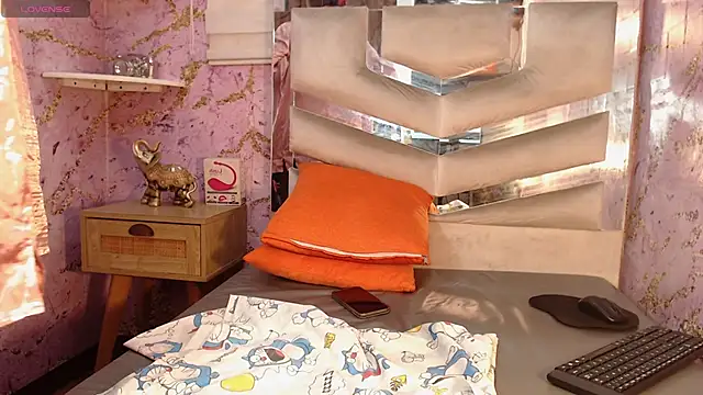 EBONNYGODDESXXX online show from February 25, 7:25 pm