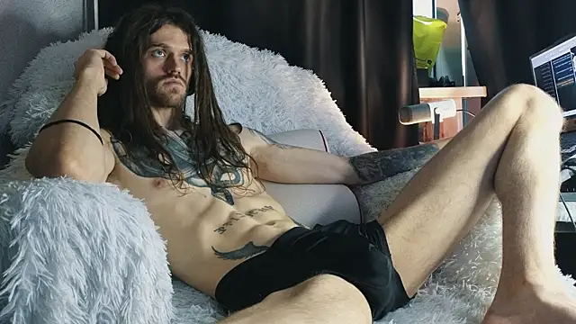 Snapshot of TechnoJesus chatting on February 28, 3:24 pm TechnoJesus online show from February 28, 3:24 pm