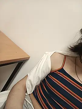 xxmoxxx online show from June 25, 4:45 am