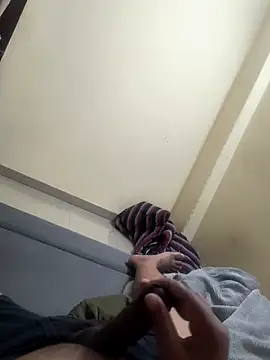 Snapshot of rajstrip12650 chatting on October 27, 3:27 pm rajstrip12650 online show from October 27, 3:27 pm