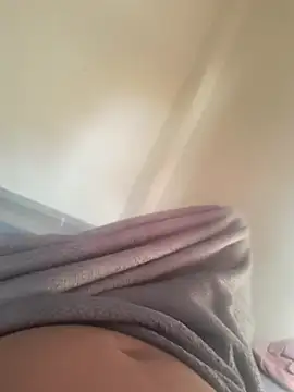 Snapshot of rajstrip12650 chatting on December 14, 8:30 am rajstrip12650 online show from December 14, 8:30 am