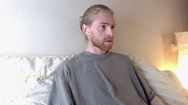 Snapshot of Damien_Bi chatting on October 12, 8:52 pm Damien Bi online show from October 12, 8:52 pm