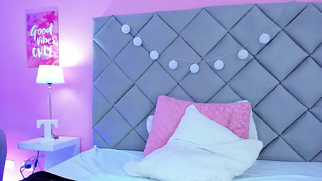 TaylorEvanss online show from January 18, 10:49 pm