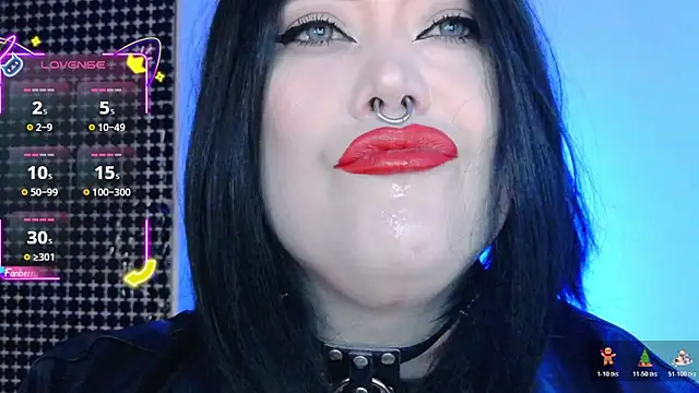 Snapshot of wickedxqueen chatting on February 24, 10:08 pm wickedxqueen online show from February 24, 10:08 pm