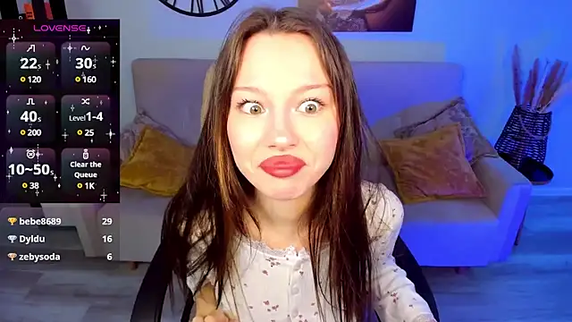 KaitieLove online show from December 1, 8:42 pm