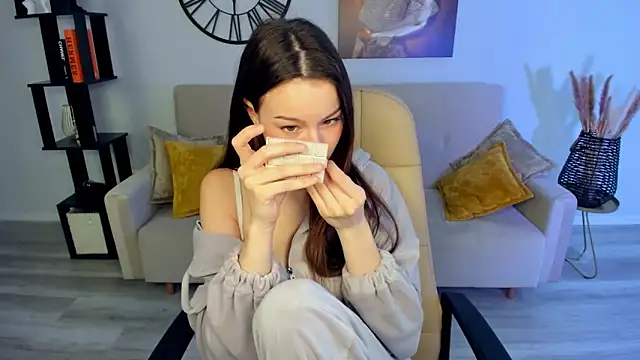KaitieLove online show from February 6, 2:26 pm