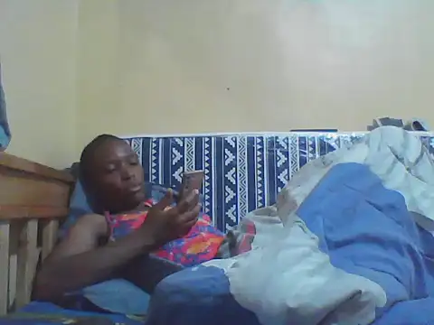 Smillie prety online show from April 2, 4:10 am