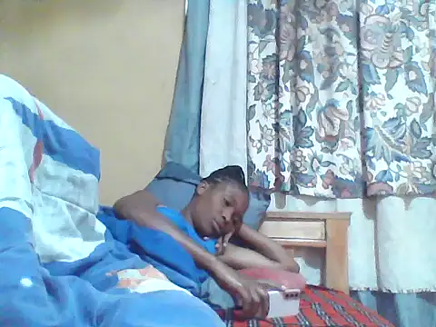 Snapshot of Smillie_prety chatting on July 1, 3:41 am Smillie prety online show from July 1, 3:41 am