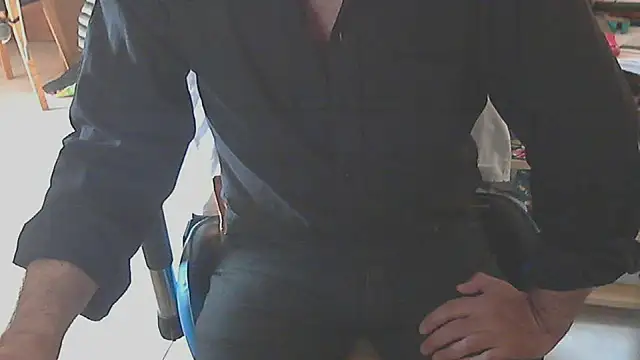 Snapshot of angelgarcia269 chatting on October 11, 1:09 pm angelgarcia269 online show from October 11, 1:09 pm