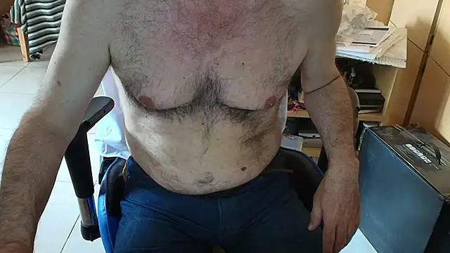 Snapshot of angelgarcia269 chatting on November 12, 12:16 pm angelgarcia269 online show from November 12, 12:16 pm