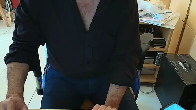 Snapshot of angelgarcia269 chatting on November 17, 11:16 am angelgarcia269 online show from November 17, 11:16 am