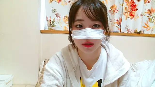 liliyRiSAcha-n online show from March 28, 7:52 am