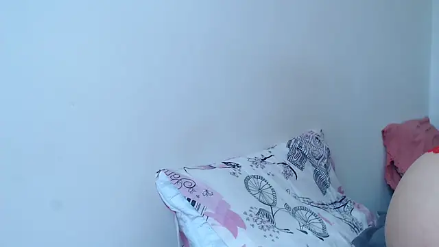 lady hot2xx online show from February 3, 3:27 pm