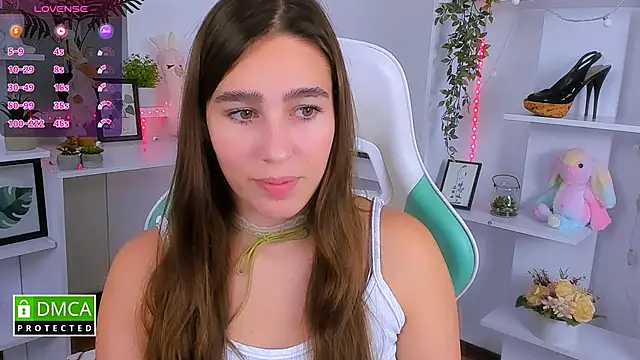 Snapshot of _Eliizabeth_ chatting on October 12, 9:14 pm Eliizabeth online show from October 12, 9:14 pm