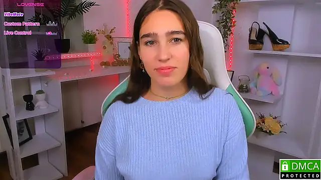 Snapshot of _Eliizabeth_ chatting on November 10, 10:42 pm Eliizabeth online show from November 10, 10:42 pm