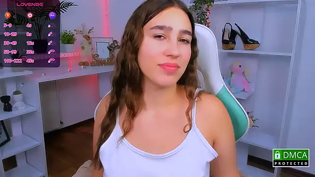 Snapshot of _Eliizabeth_ chatting on November 12, 11:36 pm Eliizabeth online show from November 12, 11:36 pm