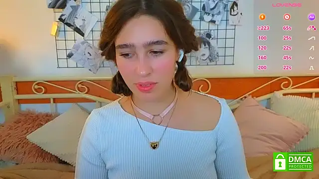  Eliizabeth  online show from April 6, 7:37 pm