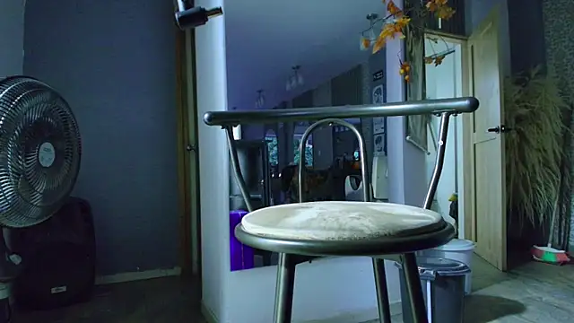 Snapshot of roxana_collins chatting on November 3, 10:42 pm roxana collins online show from November 3, 10:42 pm