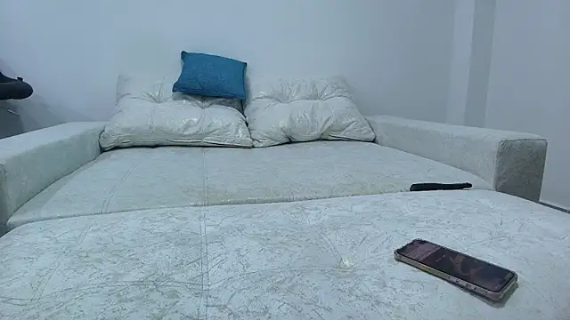 roxana collins online show from February 5, 4:39 am