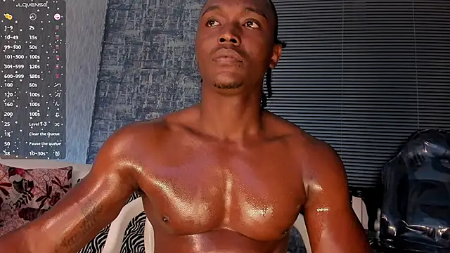 DannSmmith online show from December 19, 9:05 am