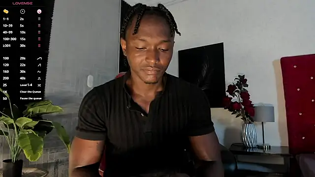 DannSmmith online show from March 4, 3:45 am