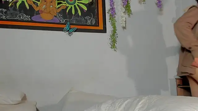 Cherry boy 18 online show from March 12, 5:13 am