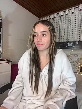 Natalia Suarez online show from March 13, 9:32 am