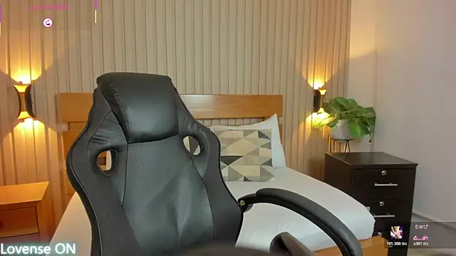 Snapshot of nataly_rodri chatting on November 28, 2:14 am nataly rodri online show from November 28, 2:14 am