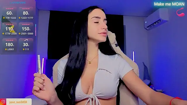 Snapshot of Kemi__Jordan chatting on October 26, 4:57 pm Kemi Jordan online show from October 26, 4:57 pm