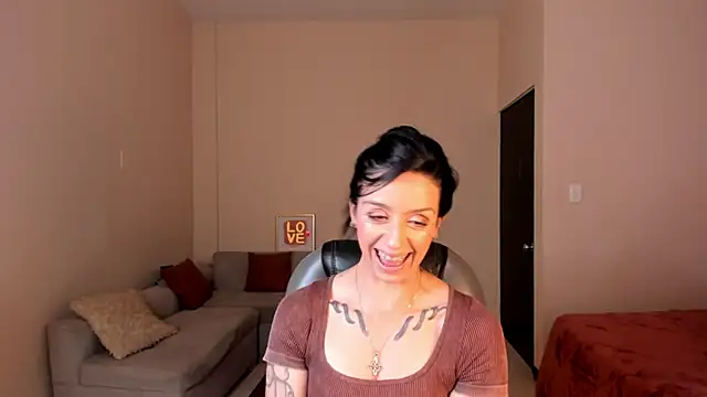 Kristen Garner online show from March 30, 8:21 pm