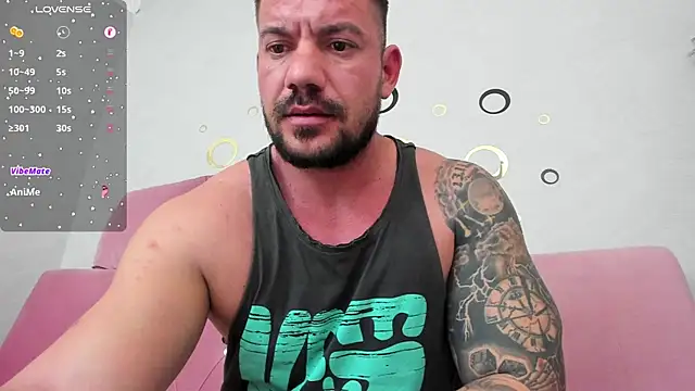 musclemonster31 online show from January 16, 3:45 am